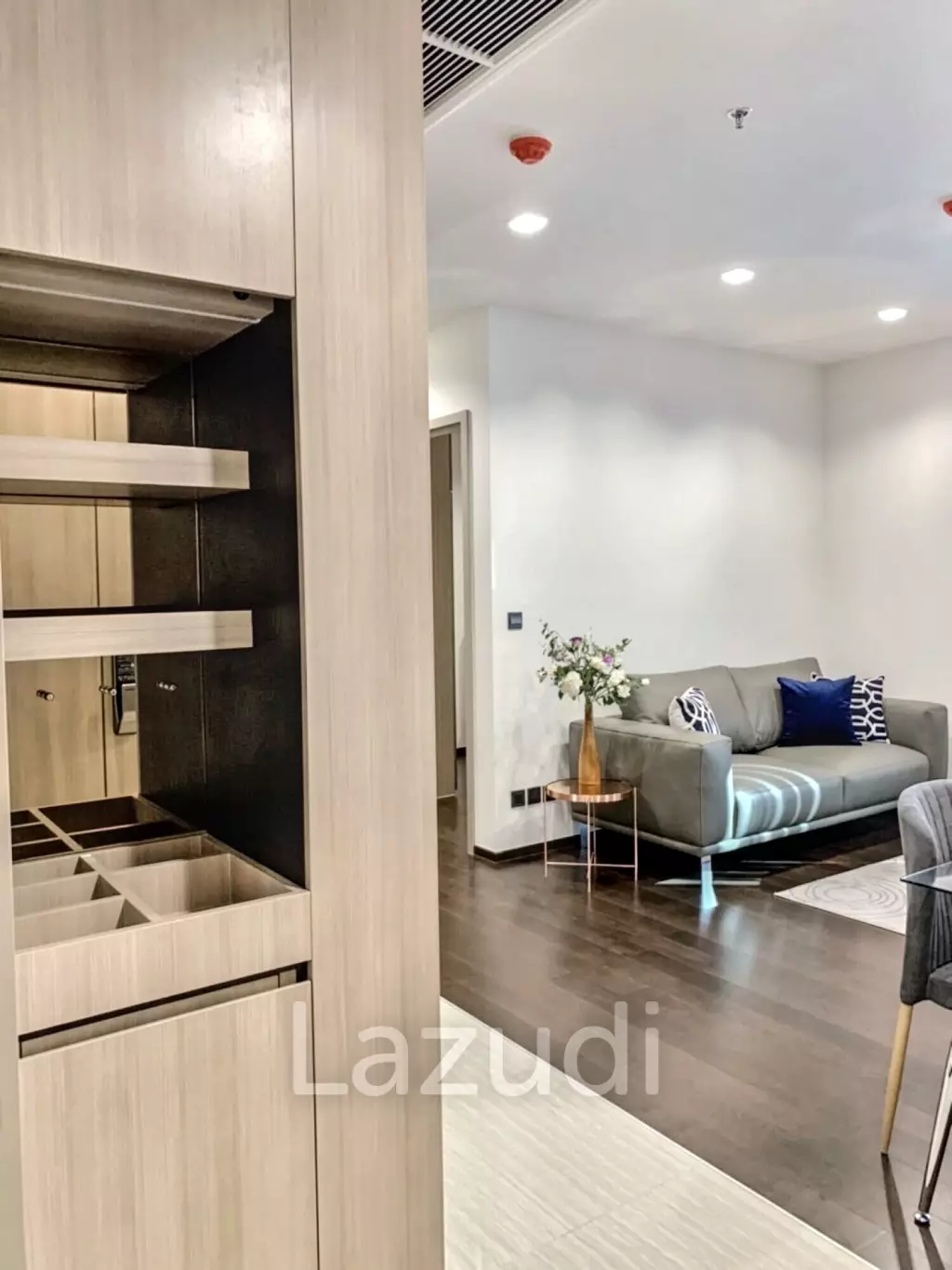 2 Bed 2 Bath 61 SQ.M The Line Ratchathewi