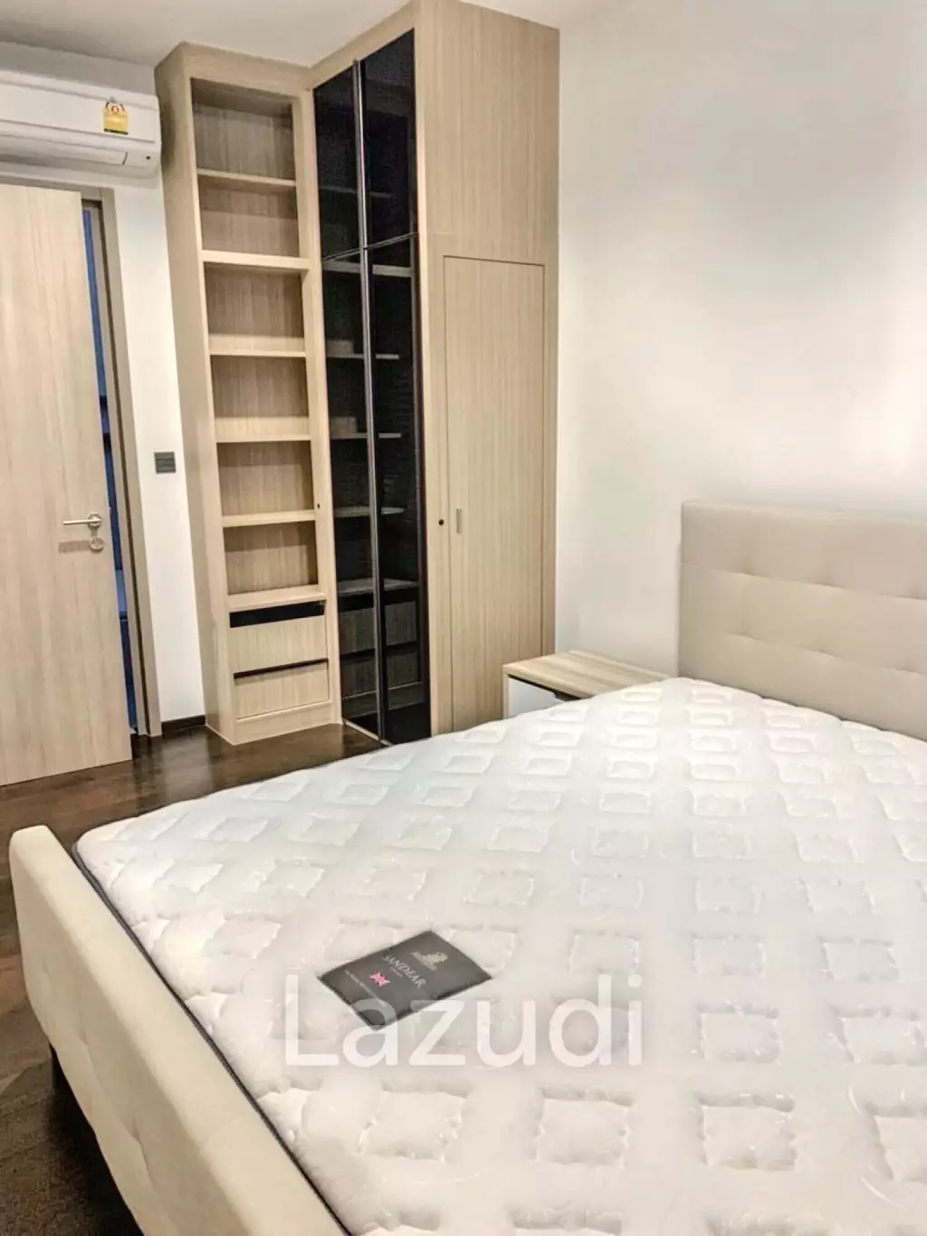 2 Bed 2 Bath 61 SQ.M The Line Ratchathewi