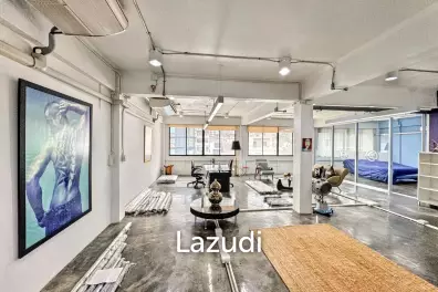 Ultra Luxury Modern Building in Khlong Toei Bangkok