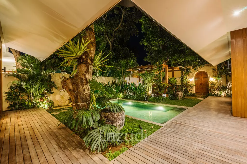 Newly Built Luxury Villa Beach side Sanur