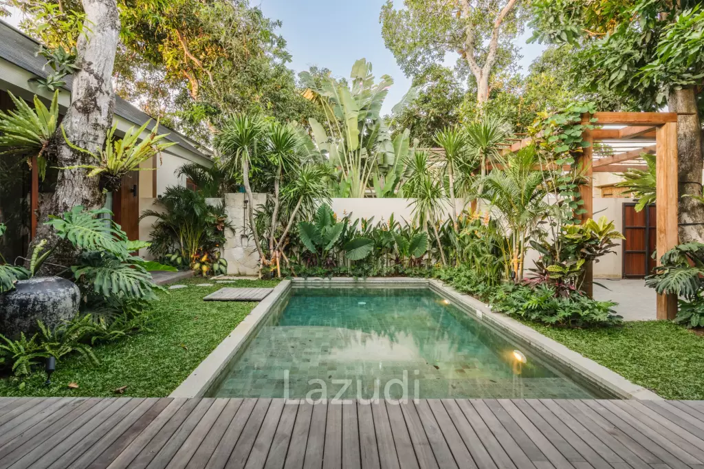 Newly Built Luxury Villa Beach side Sanur