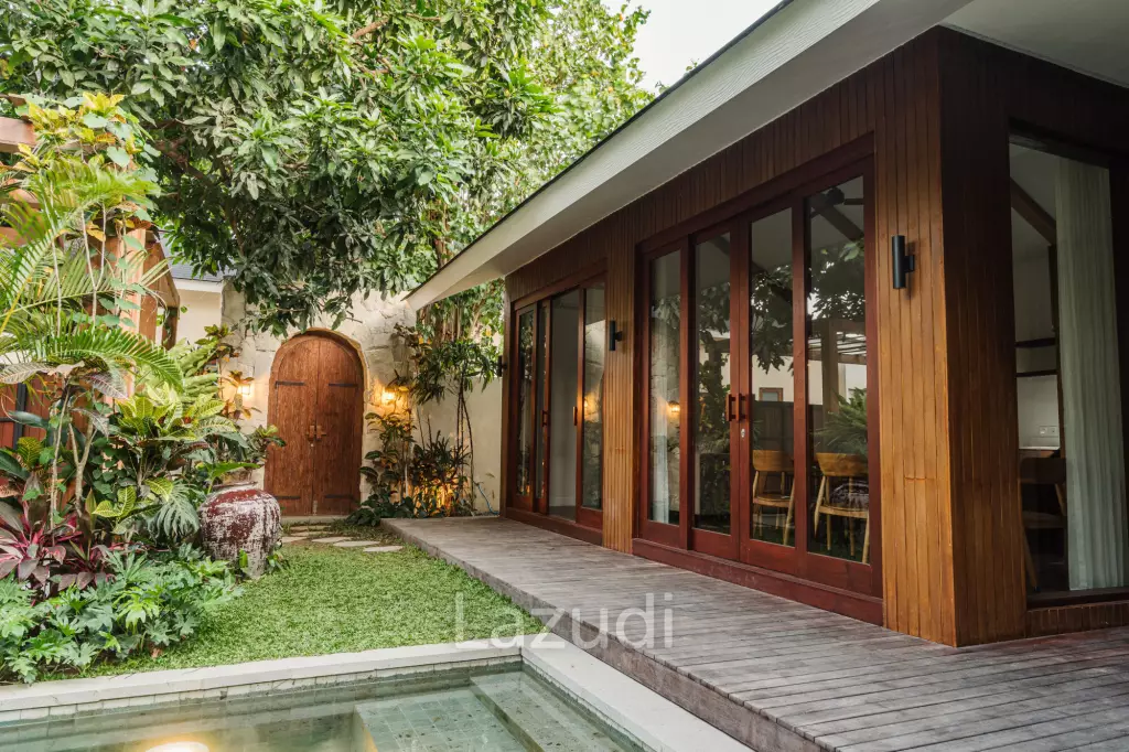 Newly Built Luxury Villa Beach side Sanur