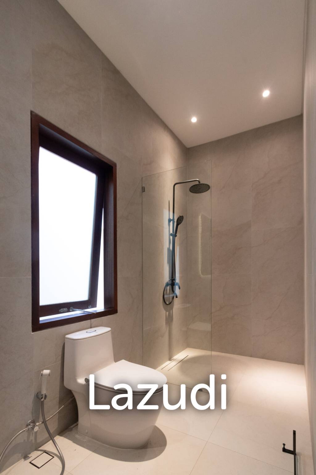 Stunning Newly Built Luxury Villa Beach side Sanur