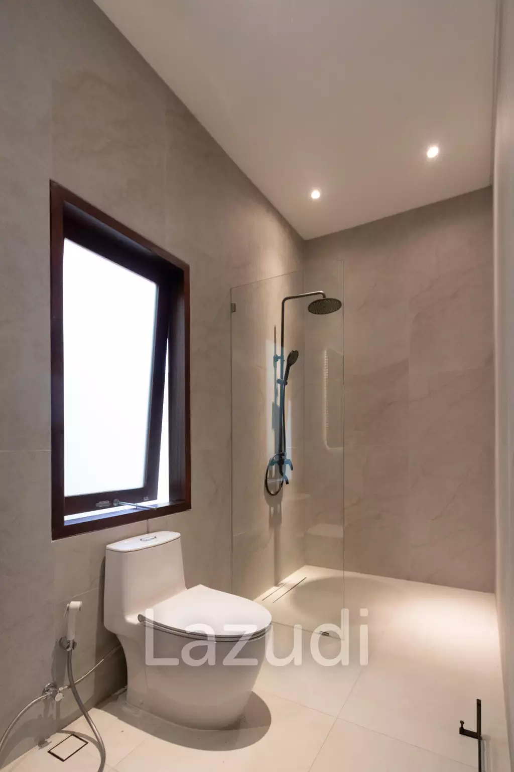 Stunning Newly Built Luxury Villa Beach side Sanur