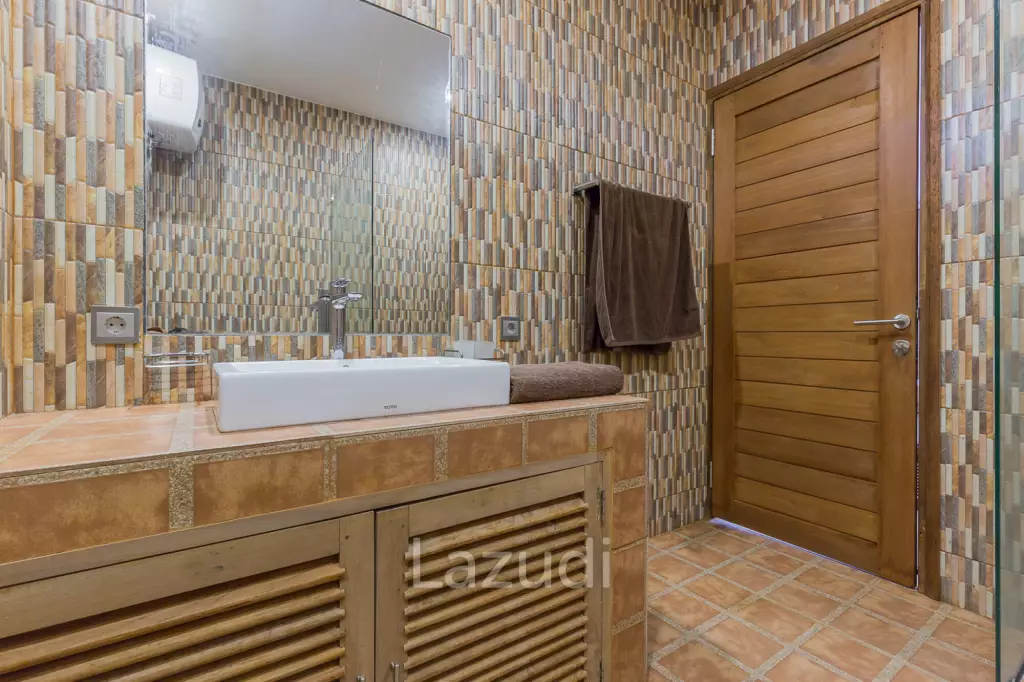 Walking distance to Double six Beach in Seminyak
