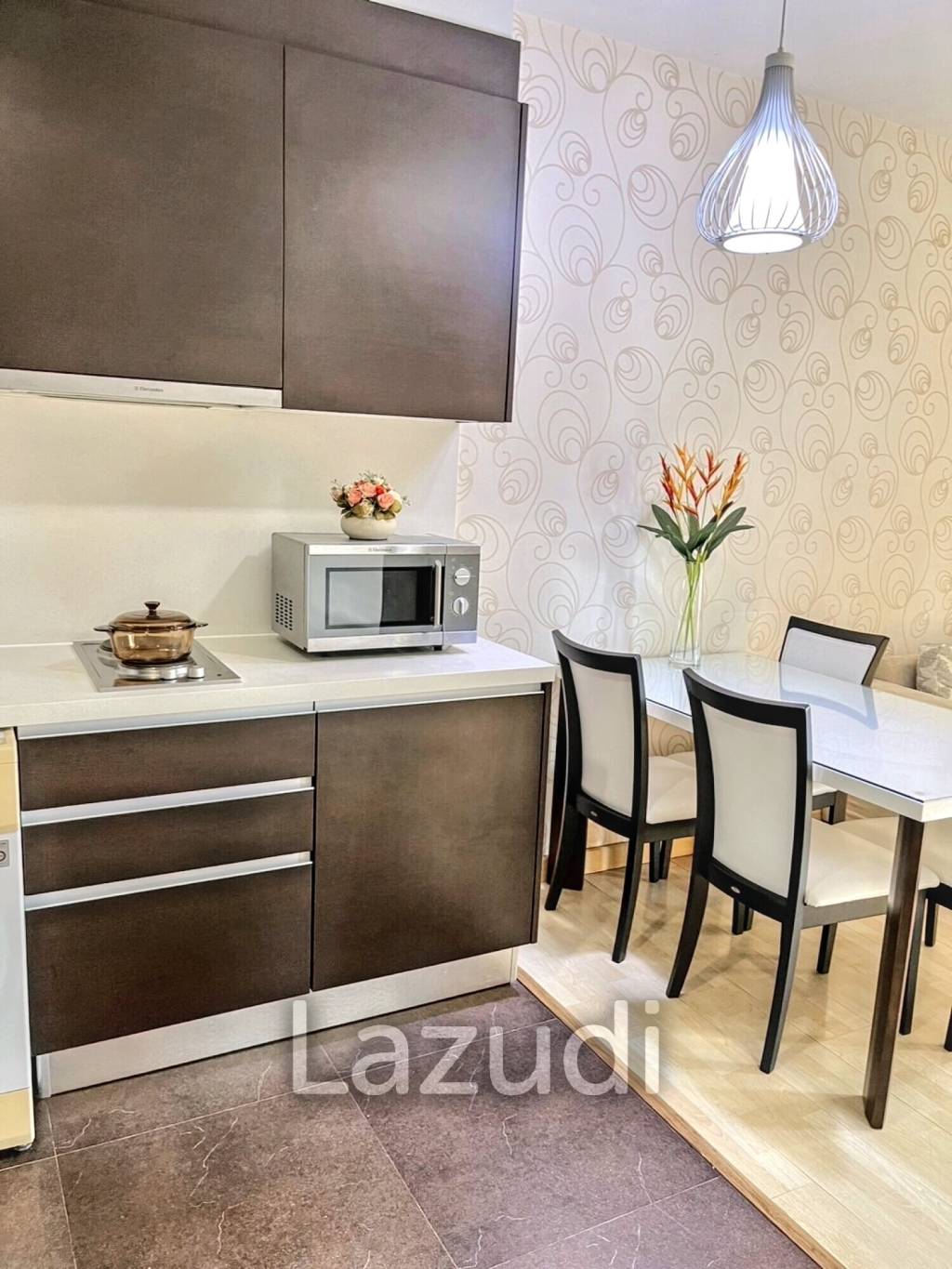 2 Bedrooms 2 Bathrooms 66 SQ.M 59 Heritage