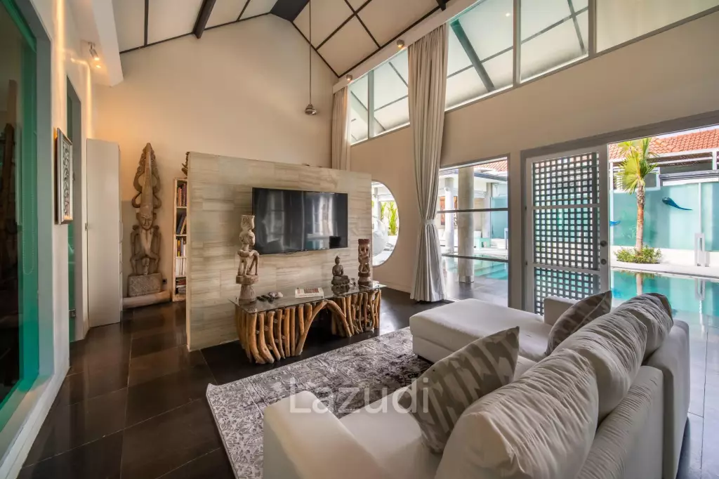 Spacious Four Bedroom Family Villa On Beachside Sanur