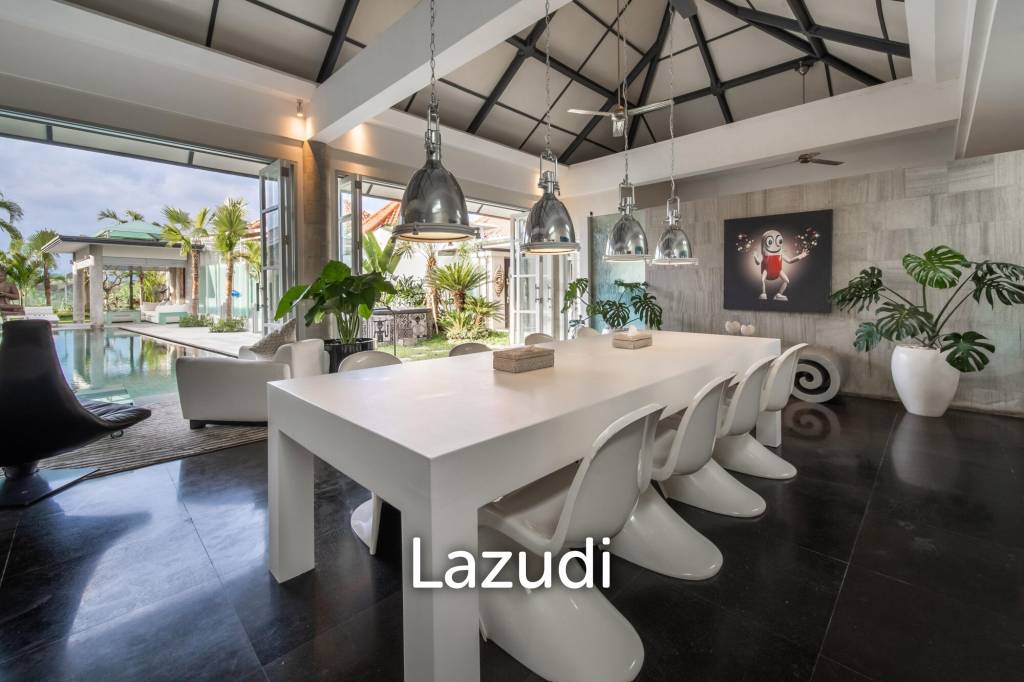 Spacious Four Bedroom Family Villa On Beachside Sanur