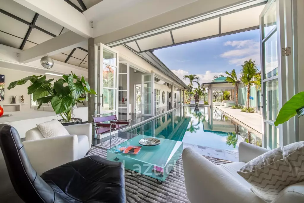 Spacious Four Bedroom Family Villa On Beachside Sanur