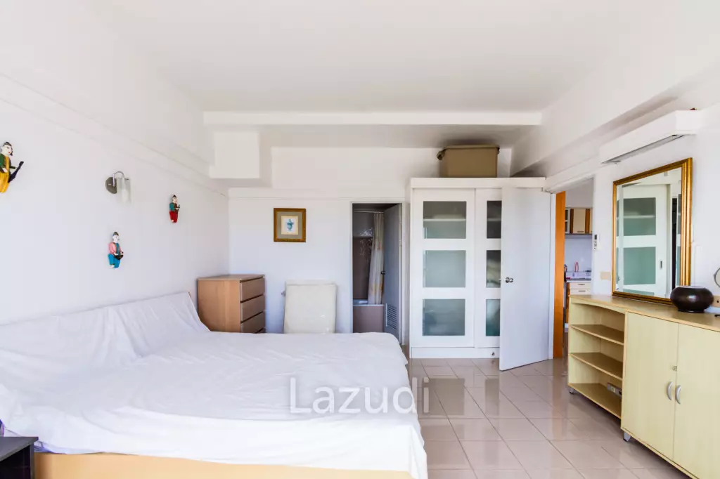 CONDOCHAIN :  1 Bed Beachfront for sale