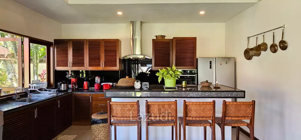Balinese Paradise – 3 Bedroom Villa In Highly Sought-After Sanur– Beach side