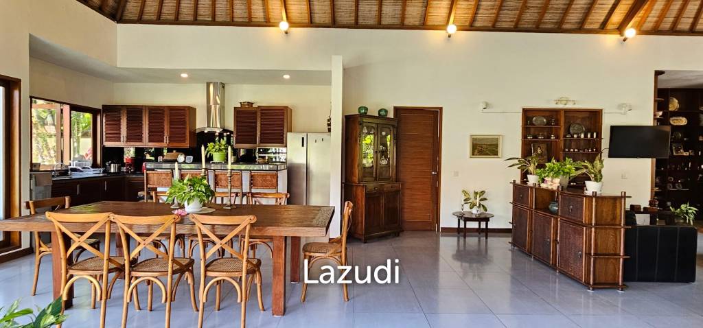 Balinese Paradise – 3 Bedroom Villa In Highly Sought-After Sanur– Beach side