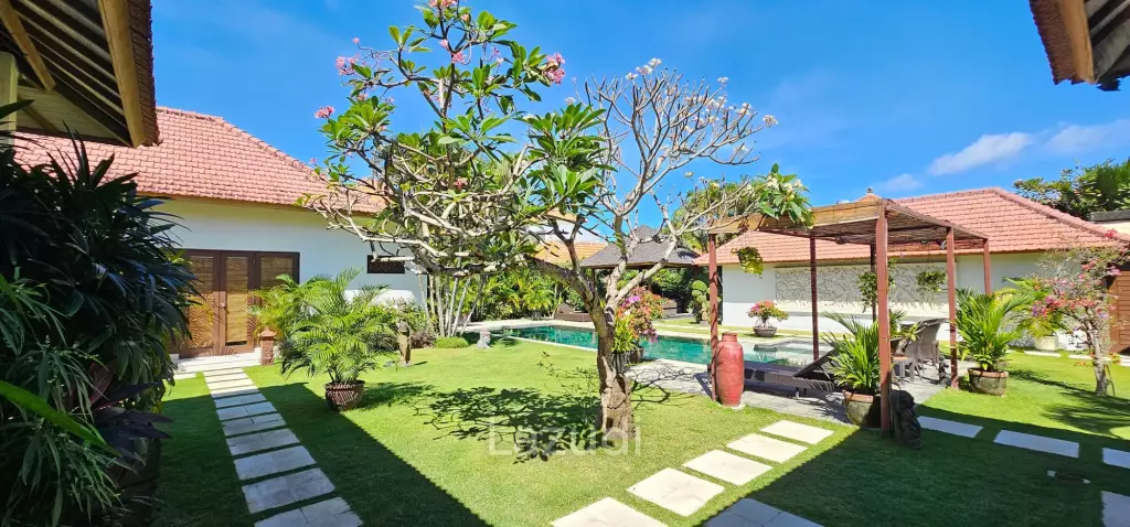 Balinese Paradise – 3 Bedroom Villa In Highly Sought-After Sanur– Beach side
