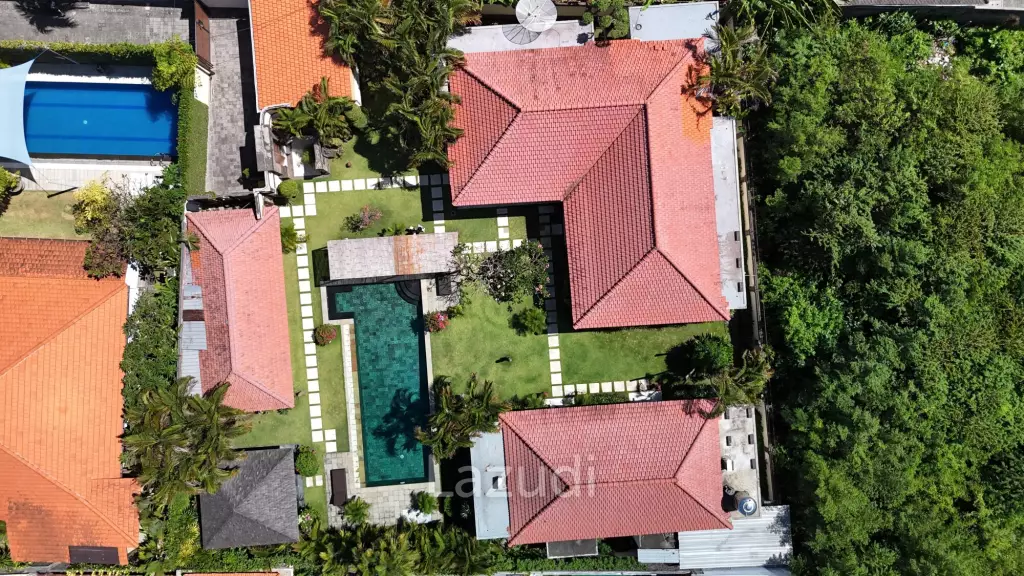 Balinese Paradise – 3 Bedroom Villa In Highly Sought-After Sanur– Beach side
