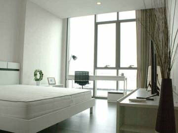 2 Bed The Room BTS Wongwianyai For Sale