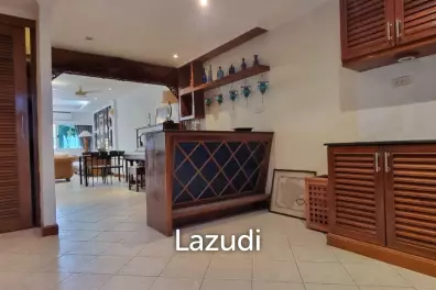3 Beds 3 Baths 220 SQ.M. Townhouse in Pratumnak