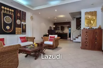 3 Beds 3 Baths 220 SQ.M. Townhouse in Pratumnak