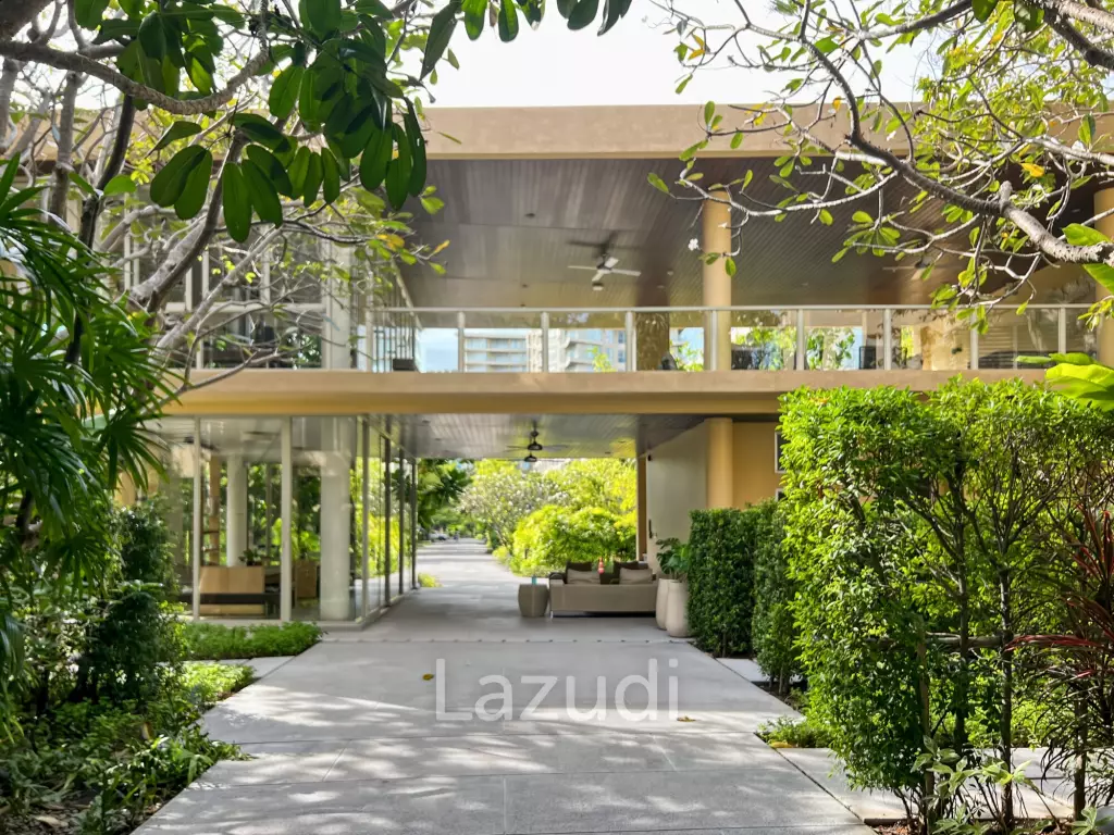 Pool Access 2 Bedroom Condo in Baan Thew Talay Aqua Marine