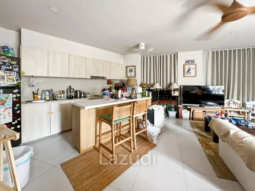 Pool Access 2 Bedroom Condo in Baan Thew Talay Aqua Marine