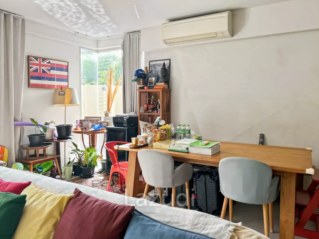Pool Access 2 Bedroom Condo in Baan Thew Talay Aqua Marine