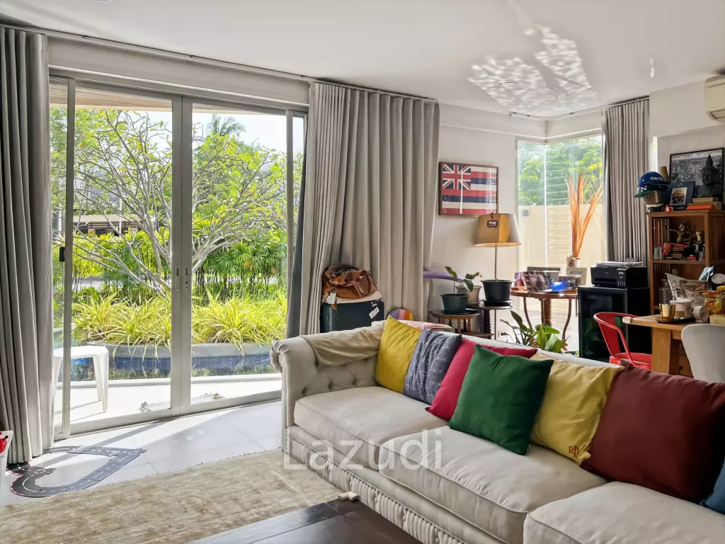 Pool Access 2 Bedroom Condo in Baan Thew Talay Aqua Marine