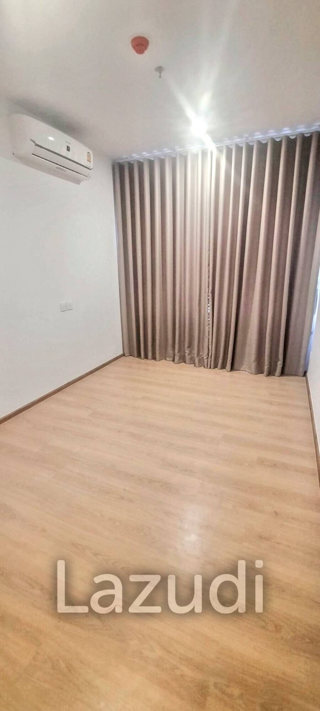 2 Bedroom 1 Bathroom 47 SQ.M Life Rama 4 - Asoke
