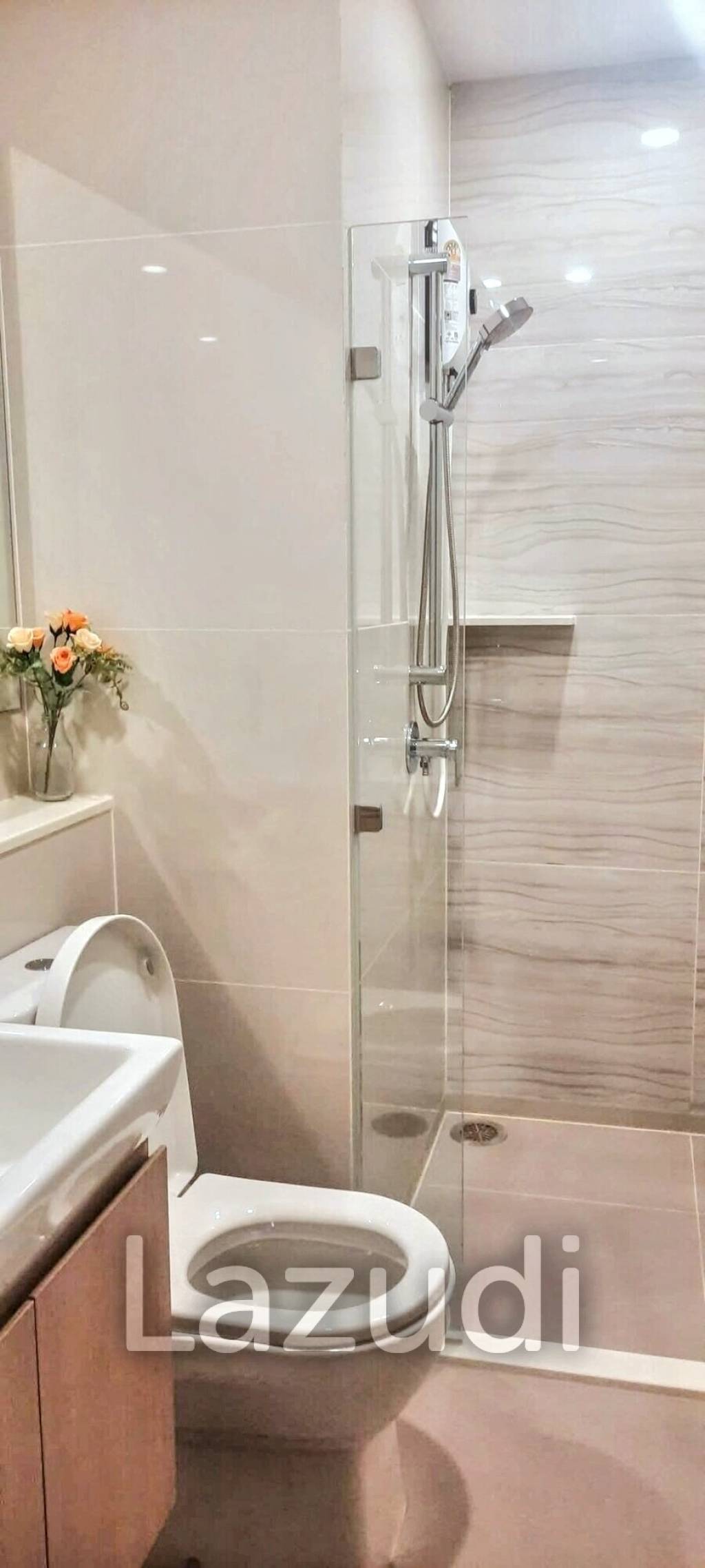 2 Bedroom 1 Bathroom 47 SQ.M Life Rama 4 - Asoke