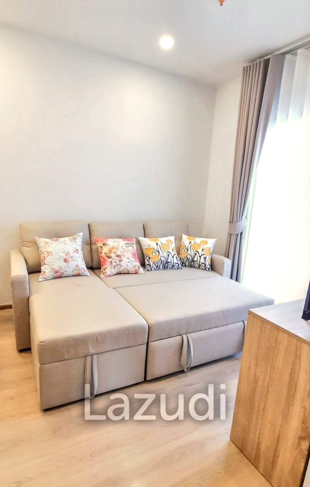 2 Bedroom 1 Bathroom 47 SQ.M Life Rama 4 - Asoke