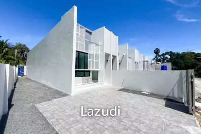 Modern Minimalist Townhouse in Ratsada Phuket