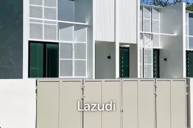 Modern Minimalist Townhouse in Ratsada Phuket