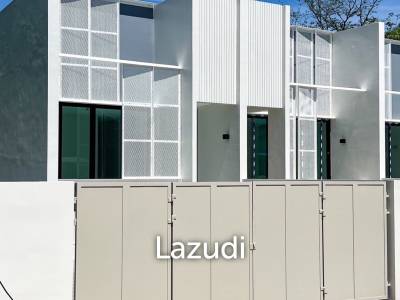 Modern Minimalist Townhouse in Ratsada Phuket