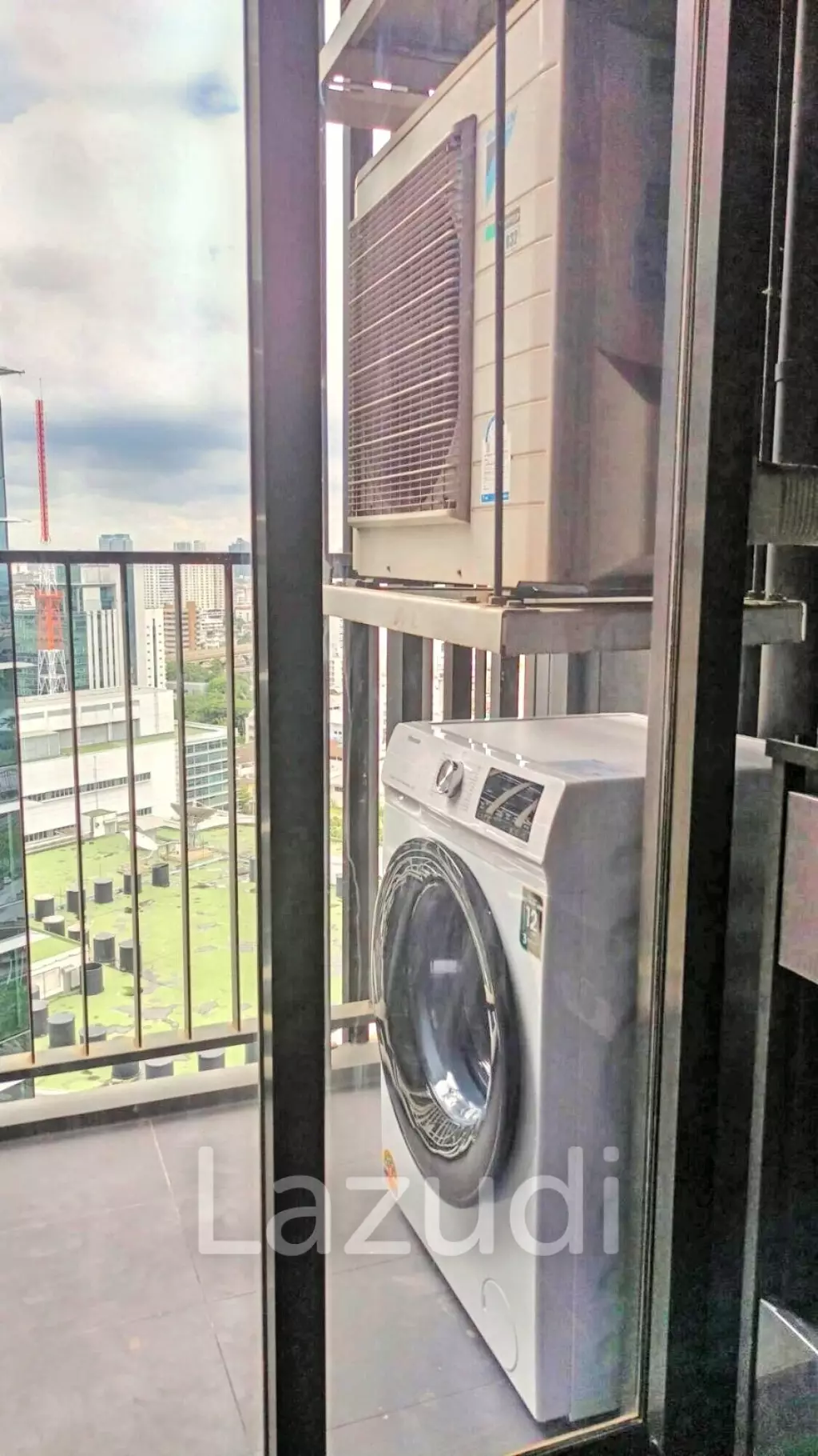 1 Bed 1 Bath 32 Sqm  THE LINE Jatujak - Mochit