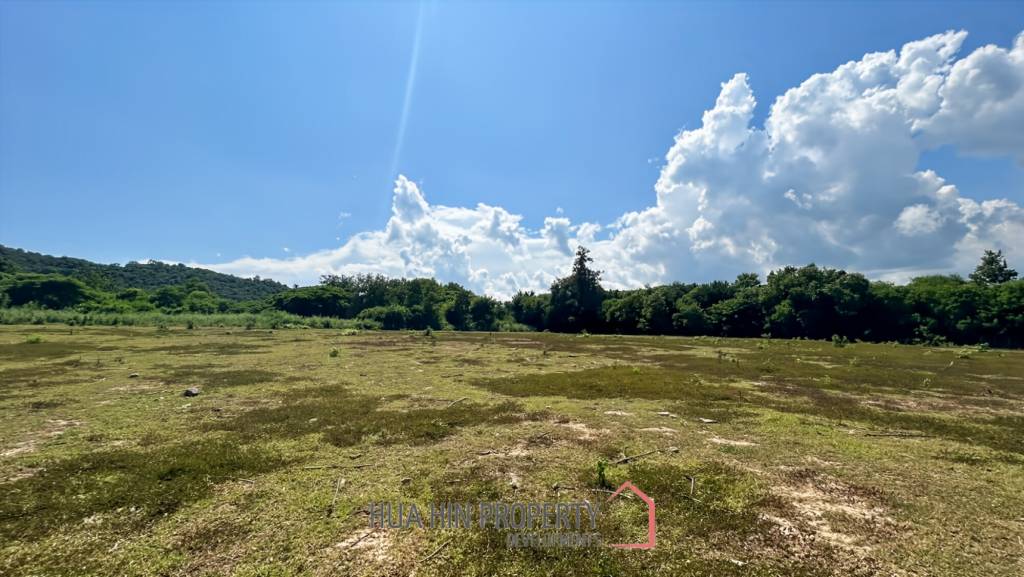 10 Rai Ultra Luxury Land for Development in Khao Tao Hua Hin