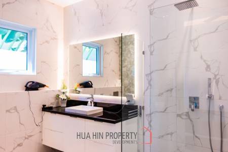 PALM AVENUE VILLAS 2 : 3 bed luxury pool villa