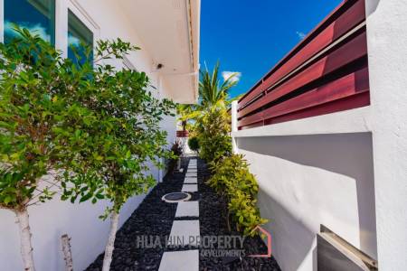 PALM AVENUE VILLAS 2 : 3 bed luxury pool villa