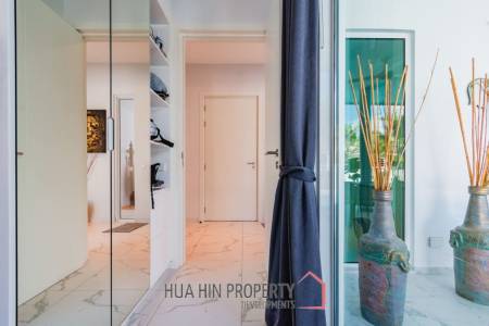 PALM AVENUE VILLAS 2 : 3 bed luxury pool villa
