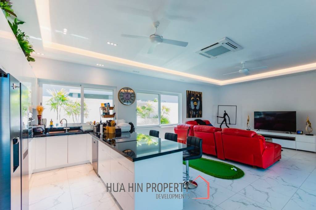 PALM AVENUE VILLAS 2 : 3 bed luxury pool villa