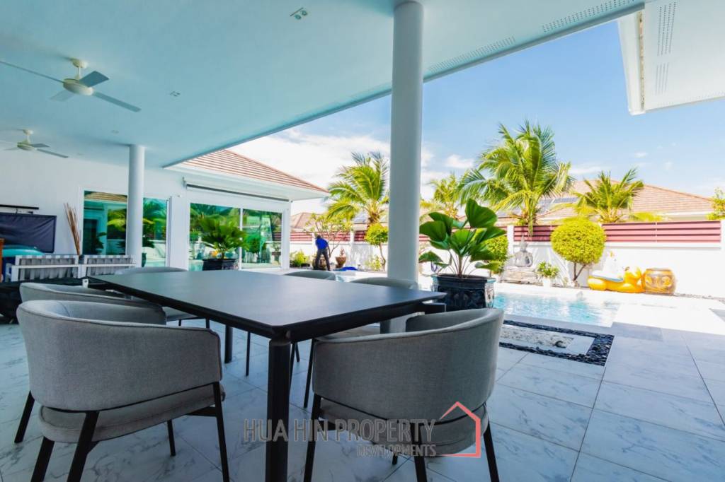 PALM AVENUE VILLAS 2 : 3 bed luxury pool villa
