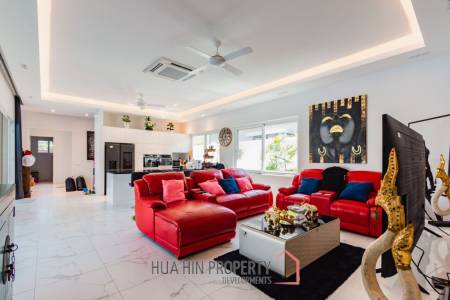 PALM AVENUE VILLAS 2 : 3 bed luxury pool villa