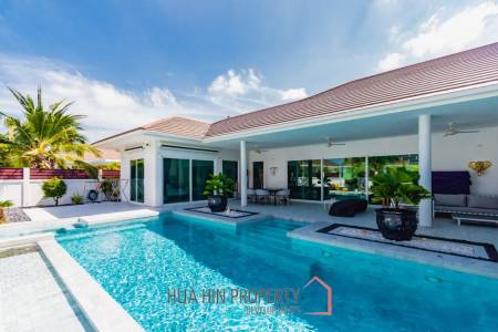 PALM AVENUE VILLAS 2 : 3 bed luxury pool villa