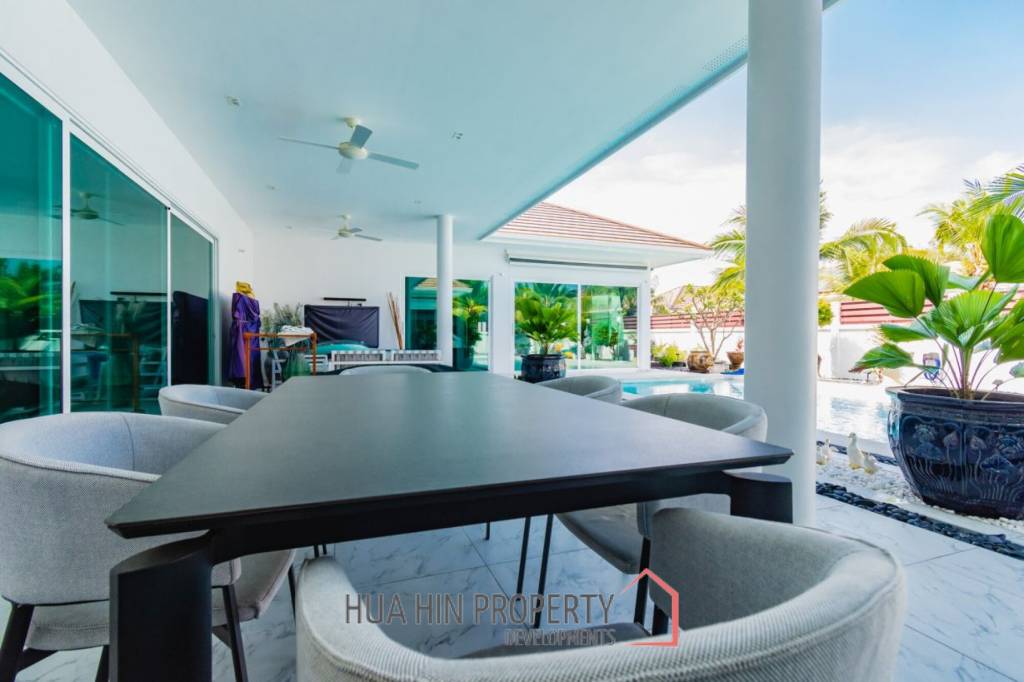 PALM AVENUE VILLAS 2 : 3 bed luxury pool villa