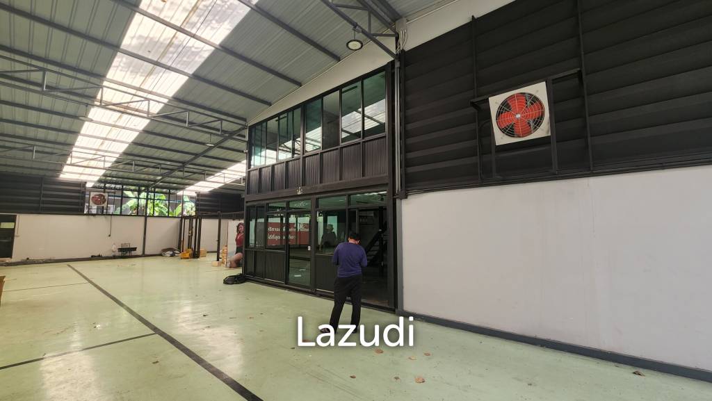 576SQM Warehouse On Huai Kwang main Rama IX Access with Parking