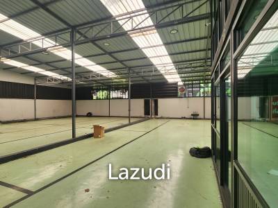 576SQM Warehouse On Huai Kwang main Rama IX Access with Parking