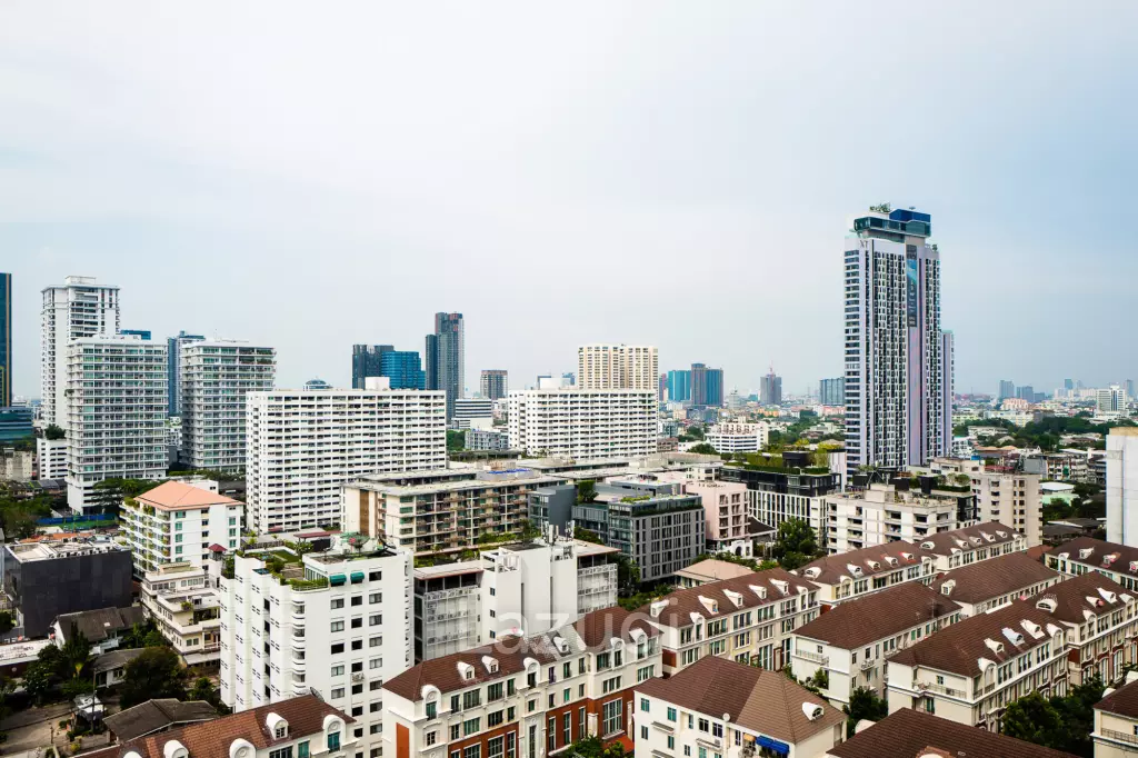 2 Bedroom 2 Bathroom 82 SQ.M KHUN by YOO