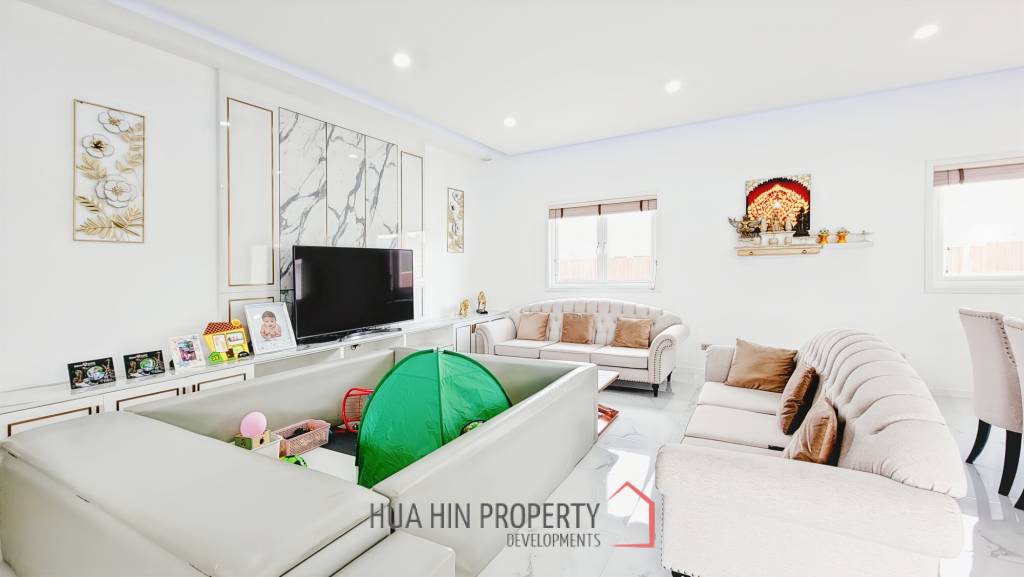 Luxurious Modern 3 Bedroom Villa with Pool in Aria Hua Hin 1