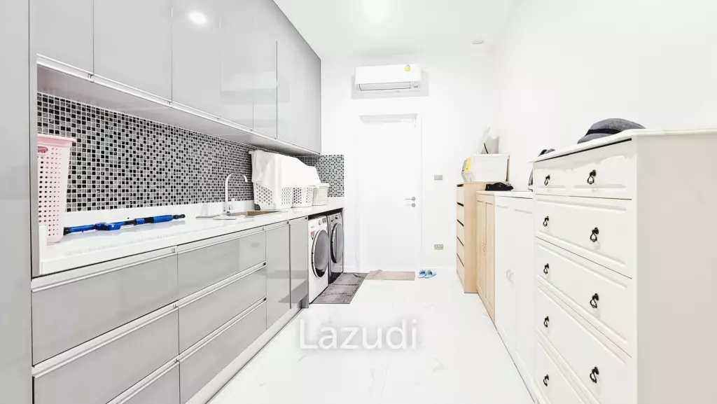 Luxurious Modern 3 Bedroom Villa with Pool in Aria Hua Hin 1