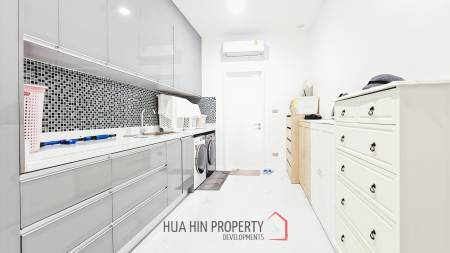 Luxurious Modern 3 Bedroom Villa with Pool in Aria Hua Hin 1