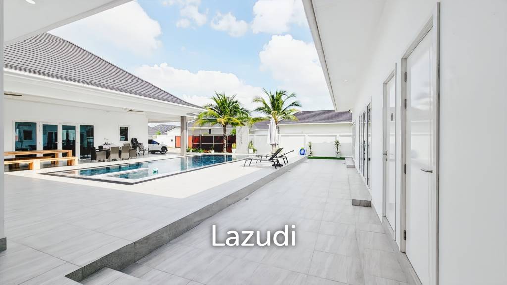 Luxurious Modern 3 Bedroom Villa with Pool in Aria Hua Hin 1