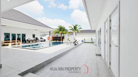 Luxurious Modern 3 Bedroom Villa with Pool in Aria Hua Hin 1