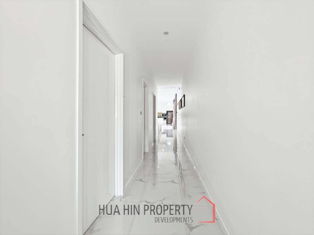 Luxurious Modern 3 Bedroom Villa with Pool in Aria Hua Hin 1